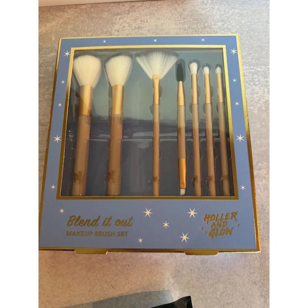 Makeup Brush Bundle – e.l.f. Rose Gold Travel Set + Holler and Glow 7-Piece Gift